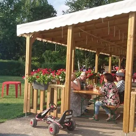 Campingplads Mobil-home Avec Terrasse - 6 Pers, 3 - Api-1-52-719